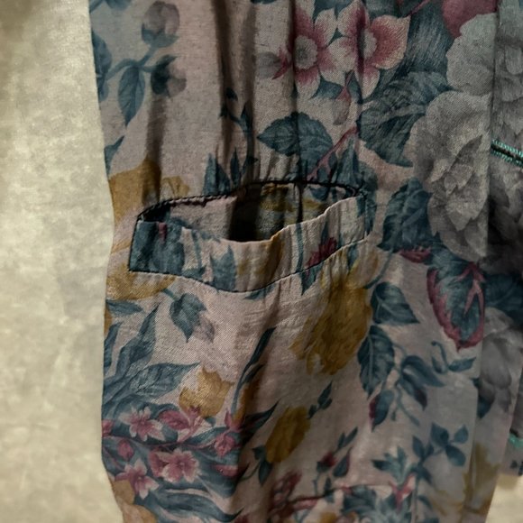 Vintage Floral Flowy Blazer - Picture 6 of 6